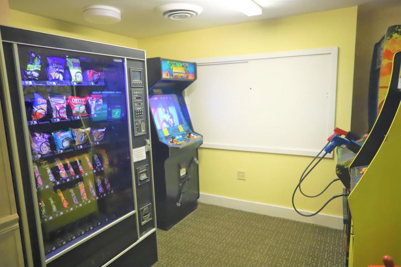 Days Inn Восток Страудсберг Экстерьер фото